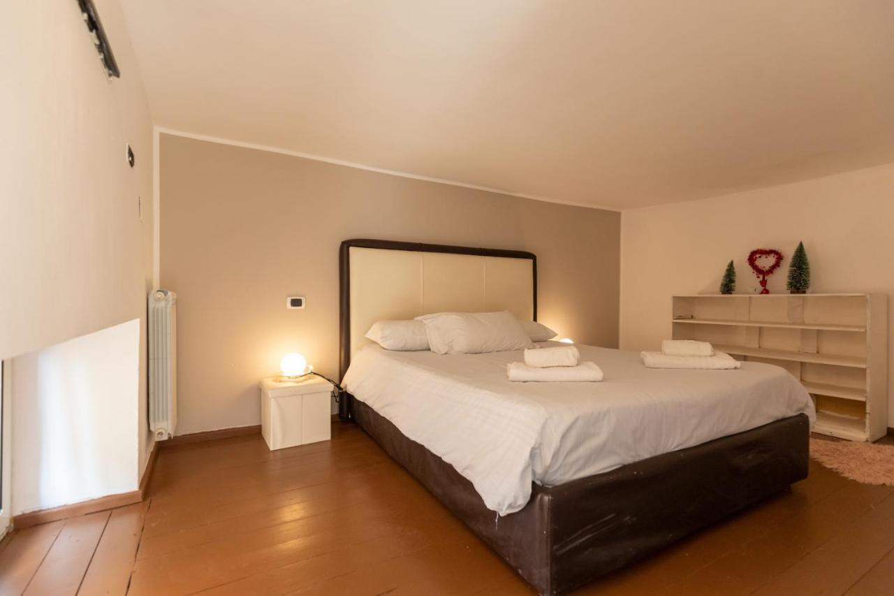 Apartment With Sea View With 2 Lifts Above Montesanto! Neapel Exterior foto