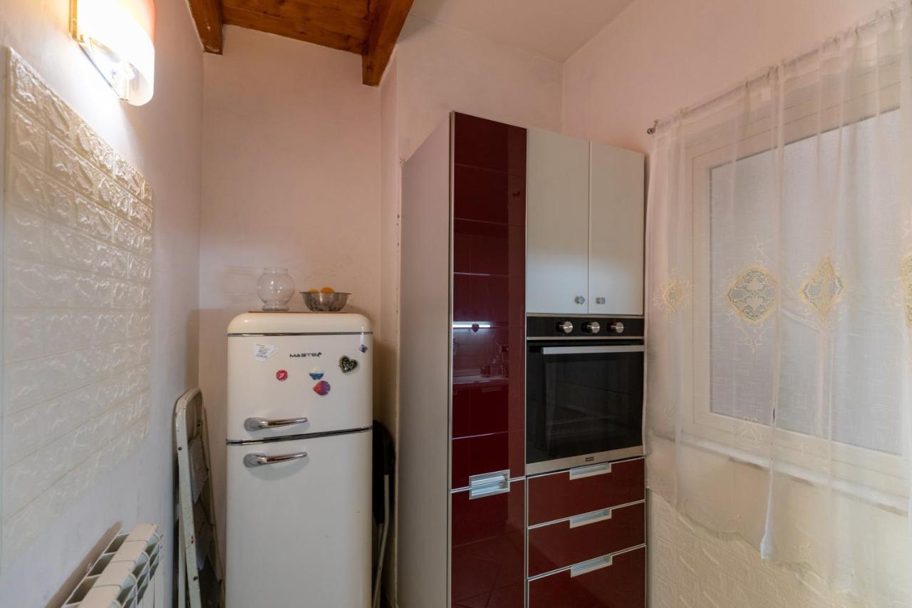 Apartment With Sea View With 2 Lifts Above Montesanto! Neapel Exterior foto