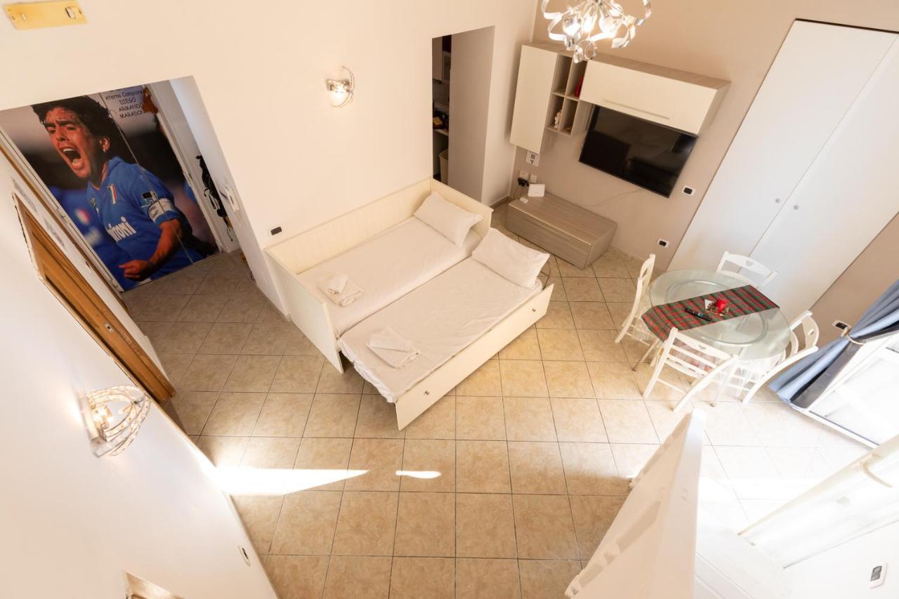Apartment With Sea View With 2 Lifts Above Montesanto! Neapel Exterior foto